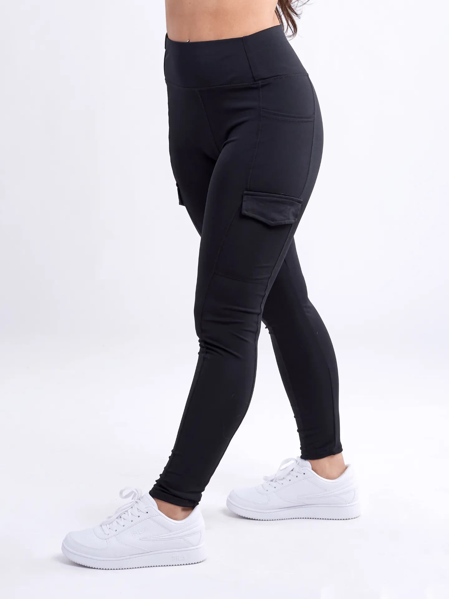 Adventure-Ready High-Waisted Leggings with Cargo Pockets